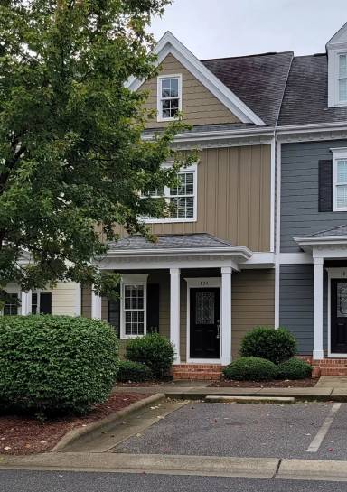 Main picture of 826 Myrtle Grove Ln