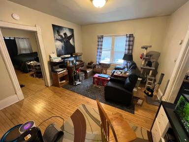 Main picture of 2428 N Bremen St