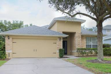 Main picture of 9356 Green Dragon St