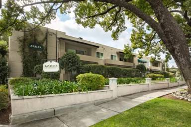 Main picture of Azalea Apartments