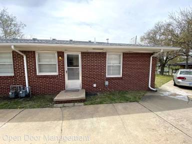 Main picture of 6216 E Lincoln St