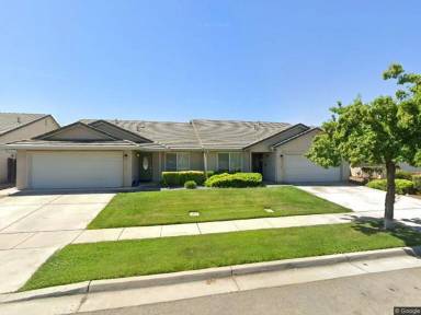 Main picture of 1064 Courtyard Dr