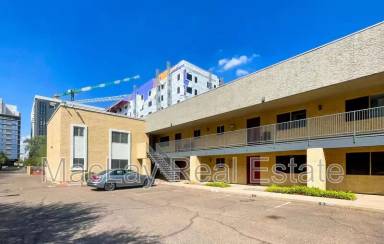 Main picture of 1014 E Spence Ave