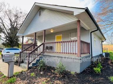 Main picture of 221 Church St