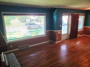 Main picture of 5710 N Alameda Blvd