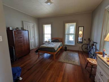 Main picture of 26 Hampden St