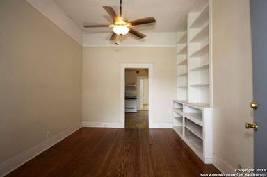 Main picture of 416 E Locust St