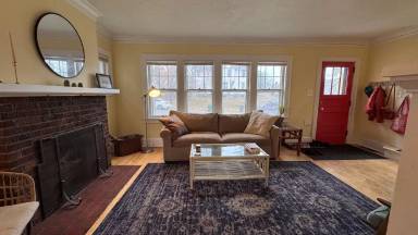 Main picture of 505 N 16th Ave E