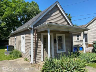 Main picture of 132 Carlisle Ave