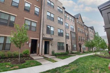 Main picture of 45172 Lettermore Sq