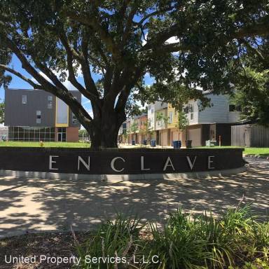 Main picture of 303 Highland Park Ln