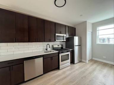 Main picture of 3501-07 W Sunnyside Ave