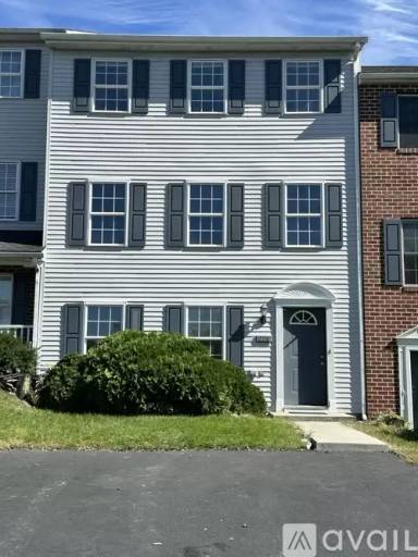 Main picture of 278 Point Cir