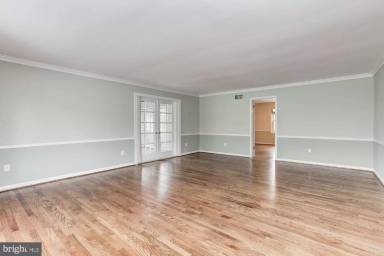 Main picture of 6636 Isle of Skye Dr