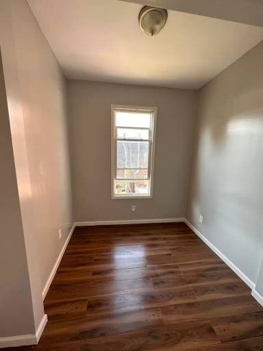 Main picture of 56 Park Ave