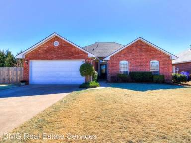 Main picture of 4520 Midway Dr