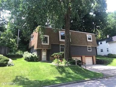 Main picture of 1331 Martha Washington Dr