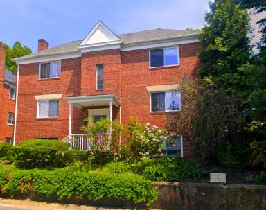 Main picture of 8705 Plymouth St