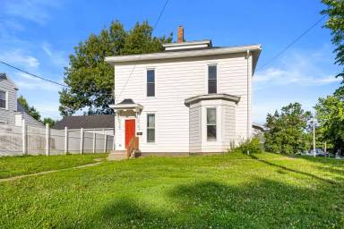 Main picture of 114 N 7th St