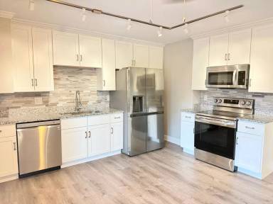 Main picture of 10408 Lovell Center Dr