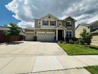 Main picture of 10063 Isle St