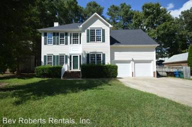 Main picture of 107 Covewood Ct