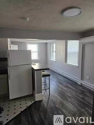 Main picture of 16 W Spruce St