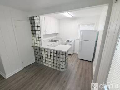 Main picture of 405 58th St