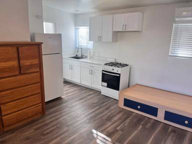 Main picture of 3706 E Fairmount St