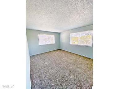 Main picture of 4760 Lafayette Ave