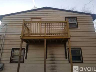 Main picture of 5834 N 93rd St