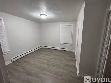 Main picture of 11 Brookline St