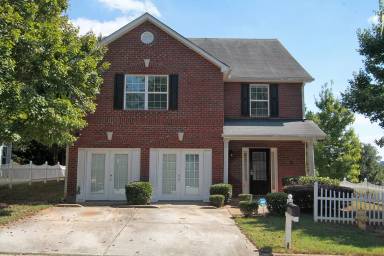 Main picture of 3810 Riverside Pkwy