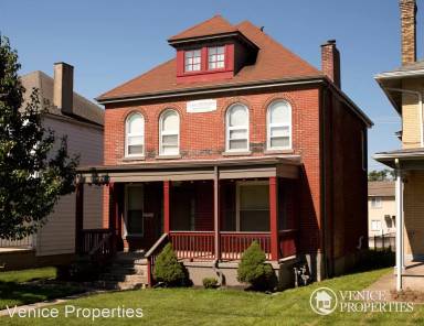 Main picture of 1645 N 4th St