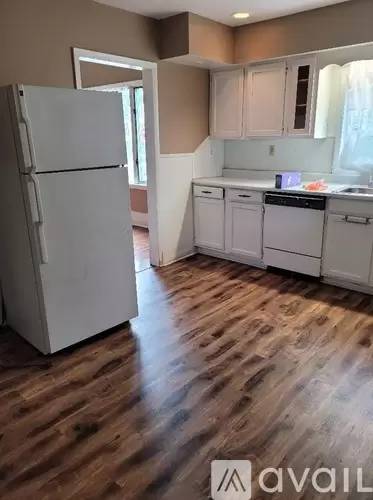 Main picture of 416 Danforth St