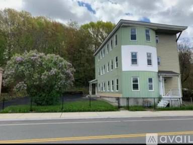 Main picture of 576 Franklin St