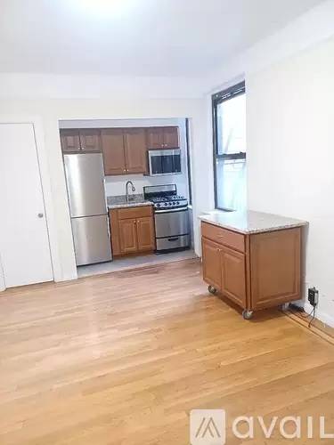 Main picture of 2816 34th St