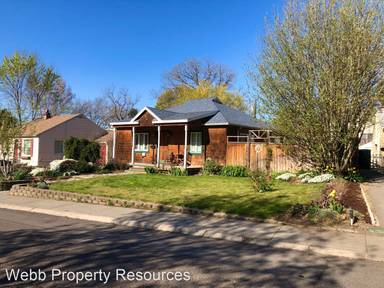 Main picture of 641 NW 7th St