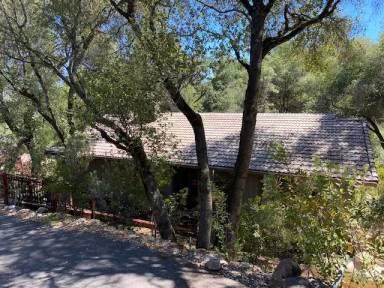 Main picture of 1515 Coyote Dr