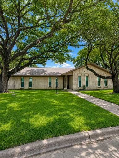 Main picture of 1407 Skrivanek Ct
