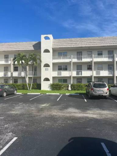 Main picture of 8460 Sunrise Lakes Blvd