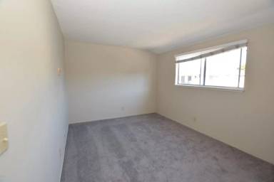 Main picture of 2670 Victoria Ave
