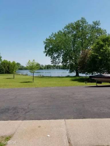 Main picture of 190 Sawmill Ln