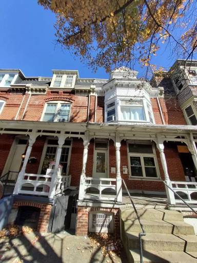 Main picture of 537 N 6th St