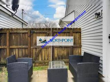 Main picture of 610 Poplar Pl