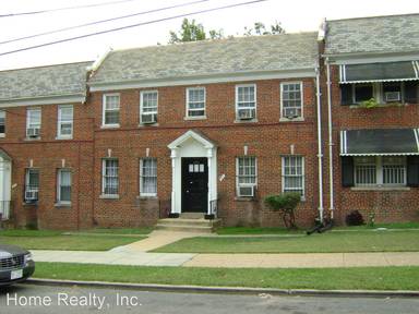 Main picture of 1379 Bryant St NE