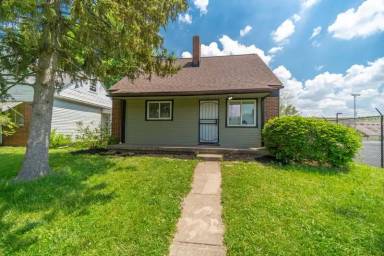 Main picture of 2200 Homestead Dr