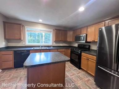 Main picture of 3070 Ledgestone Pl NE