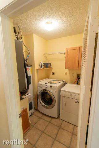 Main picture of 1330 NW 29th Ave