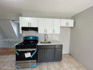 Main picture of 90 Shepard Ave